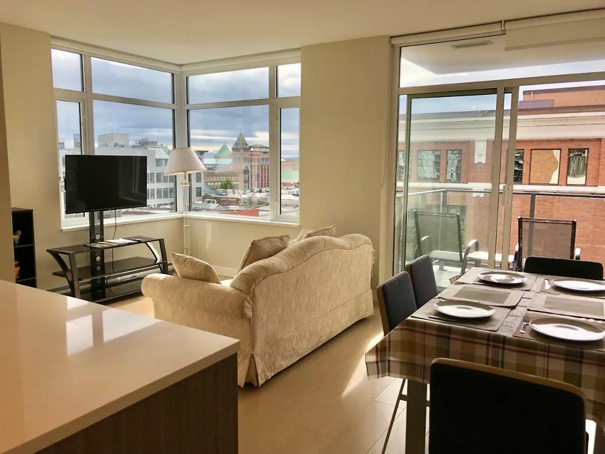 Downtown 2 Beds/2Bath With Huge Patio& Parking! Daire Victoria Kanada
